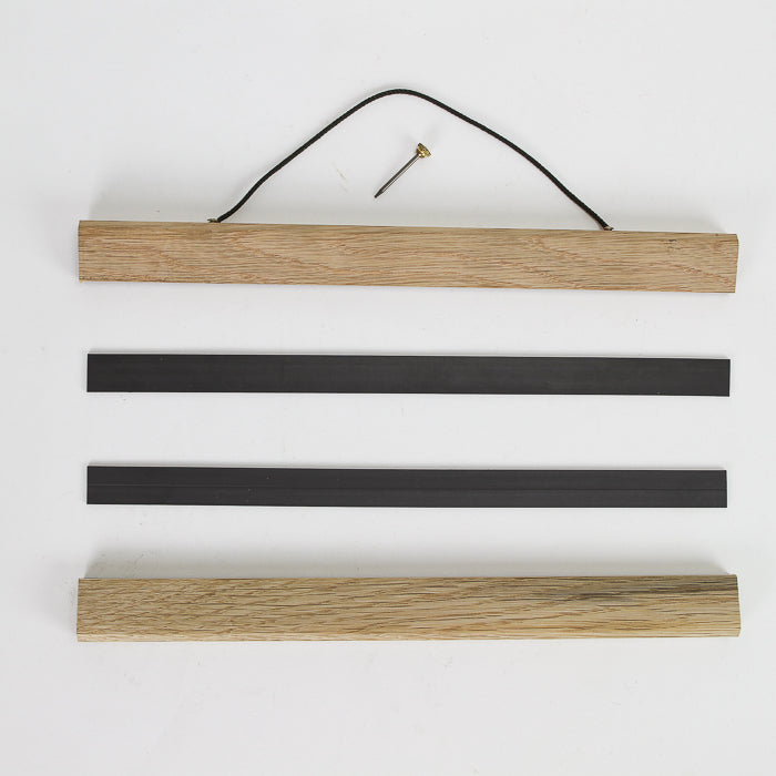 Oak Poster Hanger